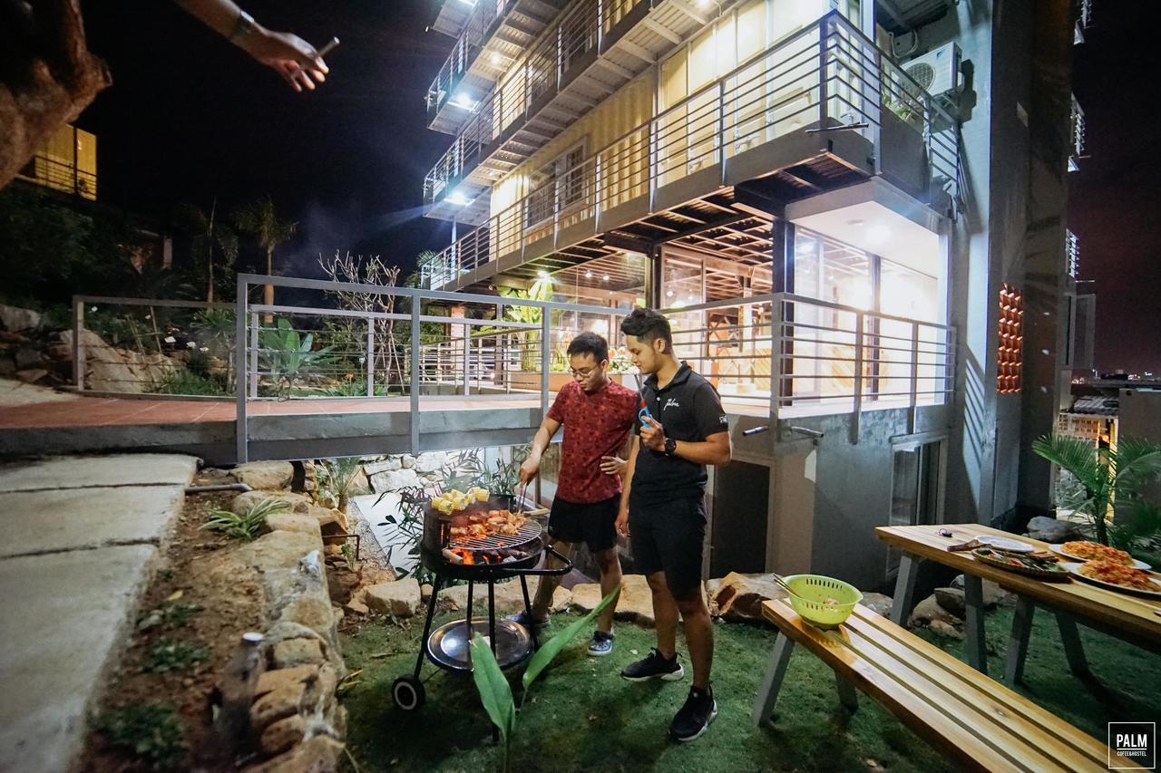 Palm Hostel & Coffee Nha Trang Zewnętrze zdjęcie